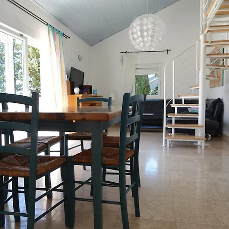 Paula 6+1 Apartment *