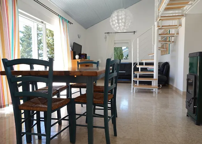 Paula 6+1 Apartment *